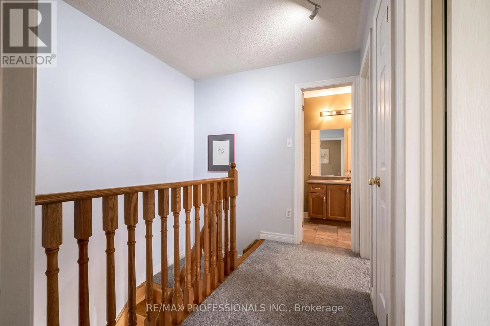 65 HICKORYBUSH AVENUE