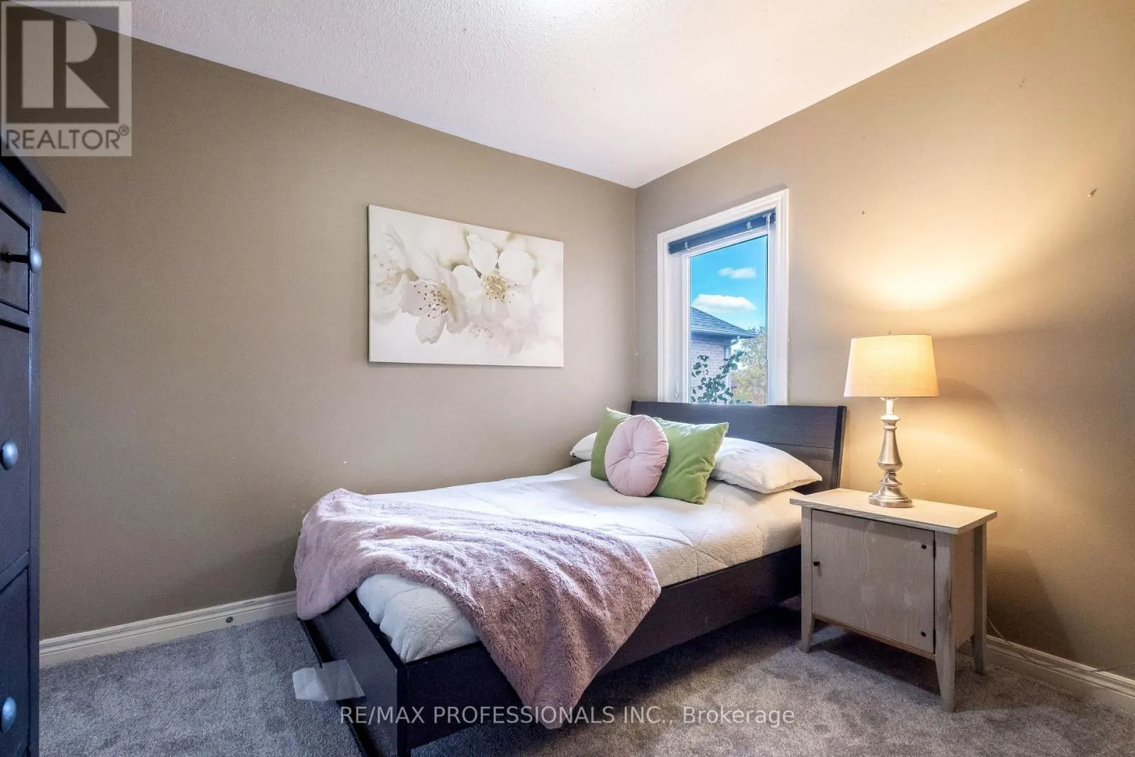 65 HICKORYBUSH AVENUE