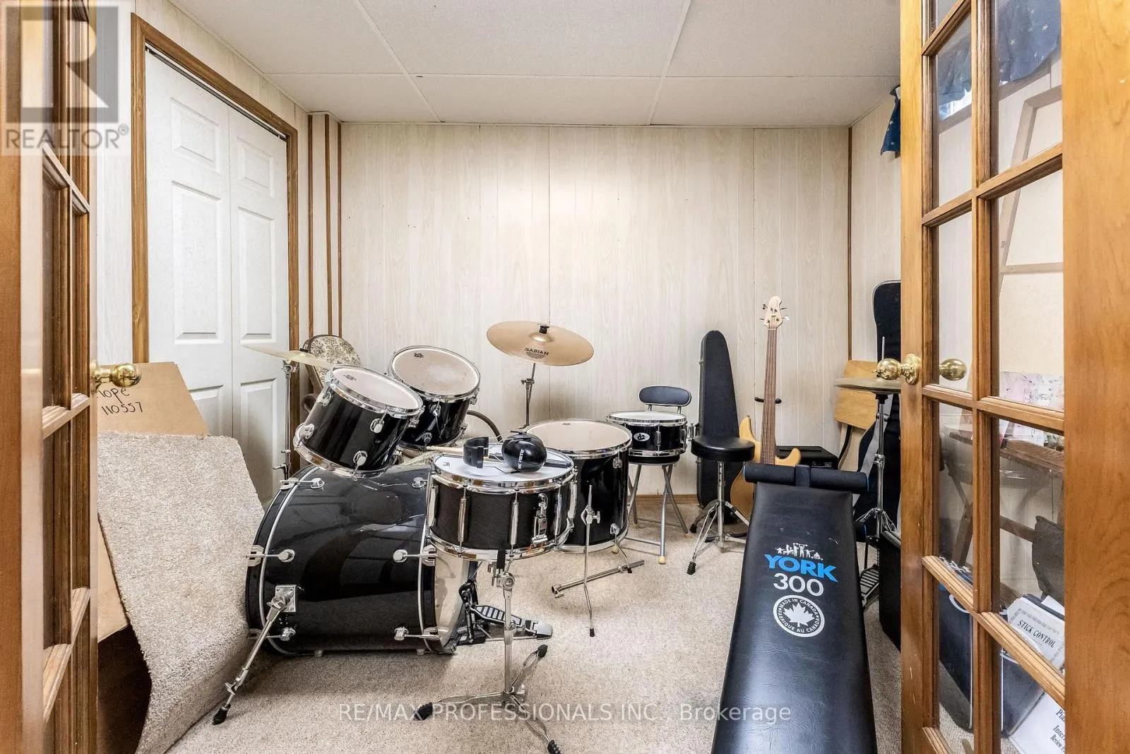 65 HICKORYBUSH AVENUE