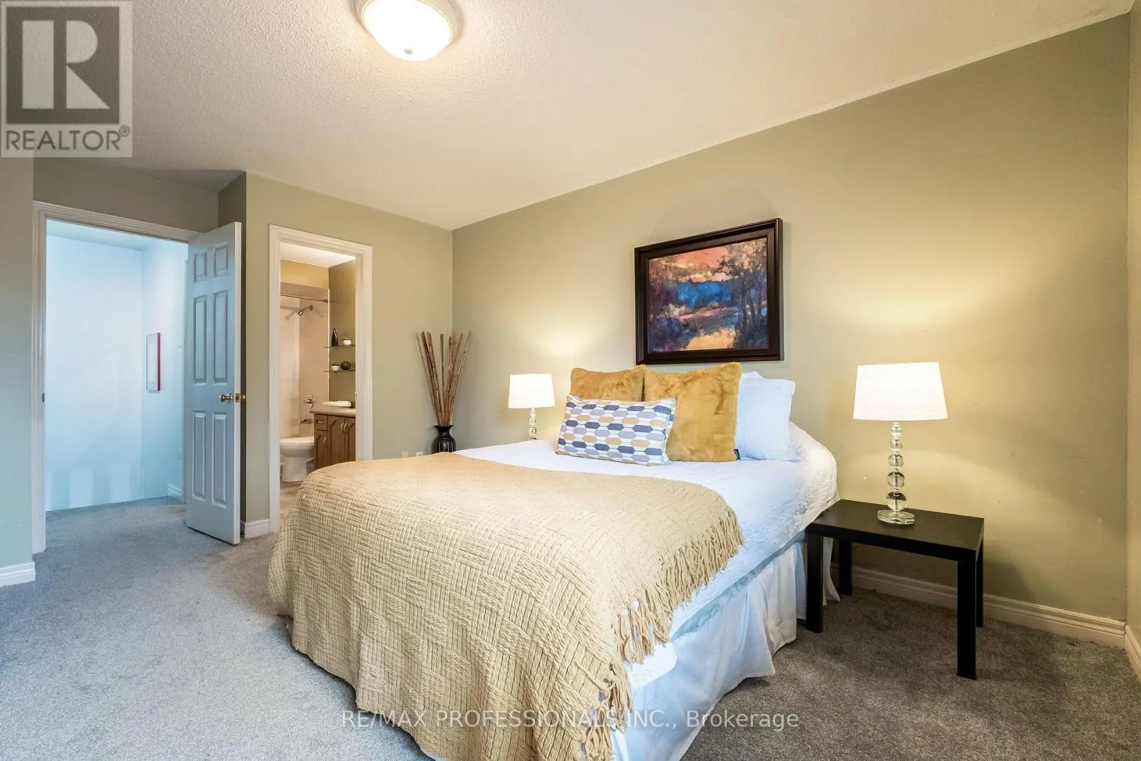 65 HICKORYBUSH AVENUE