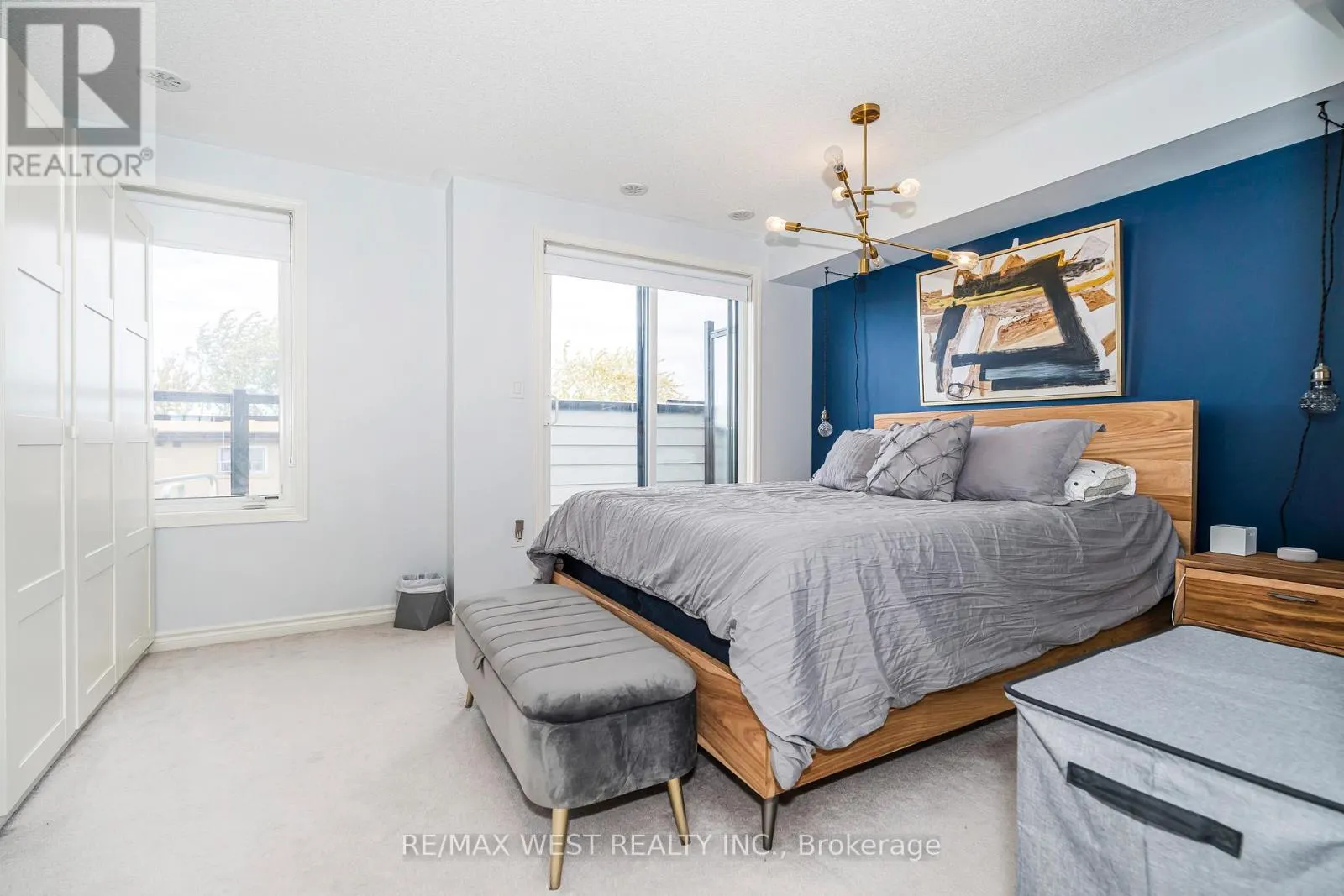 12 - 2285 MCNAB LANE