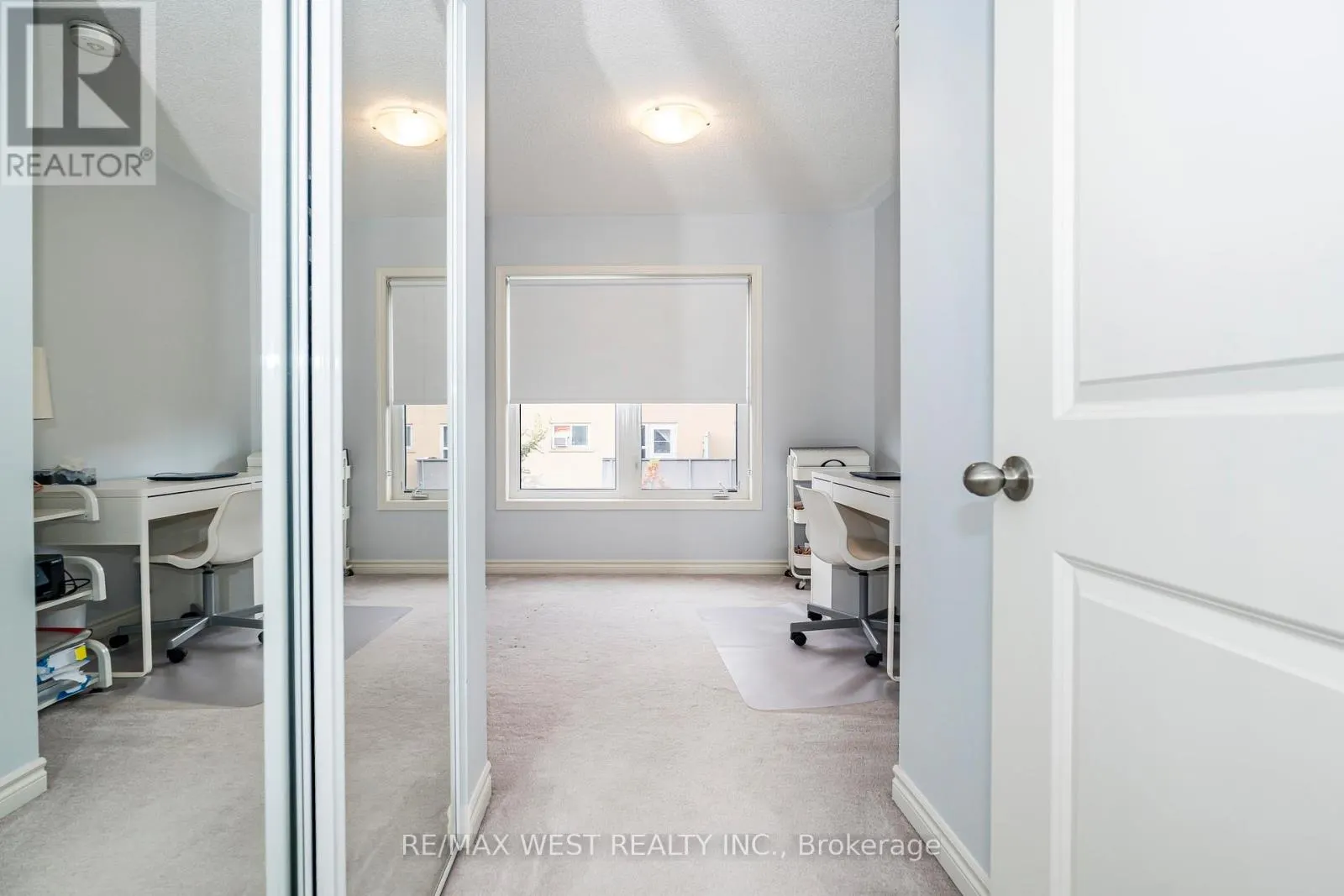 12 - 2285 MCNAB LANE