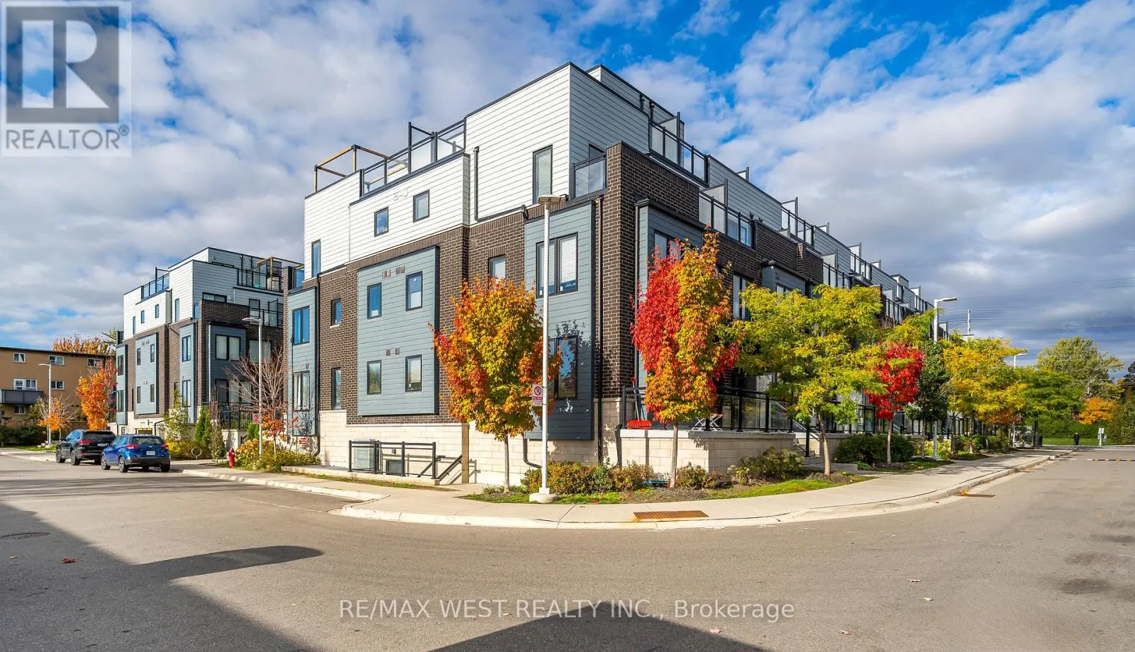 12 - 2285 MCNAB LANE