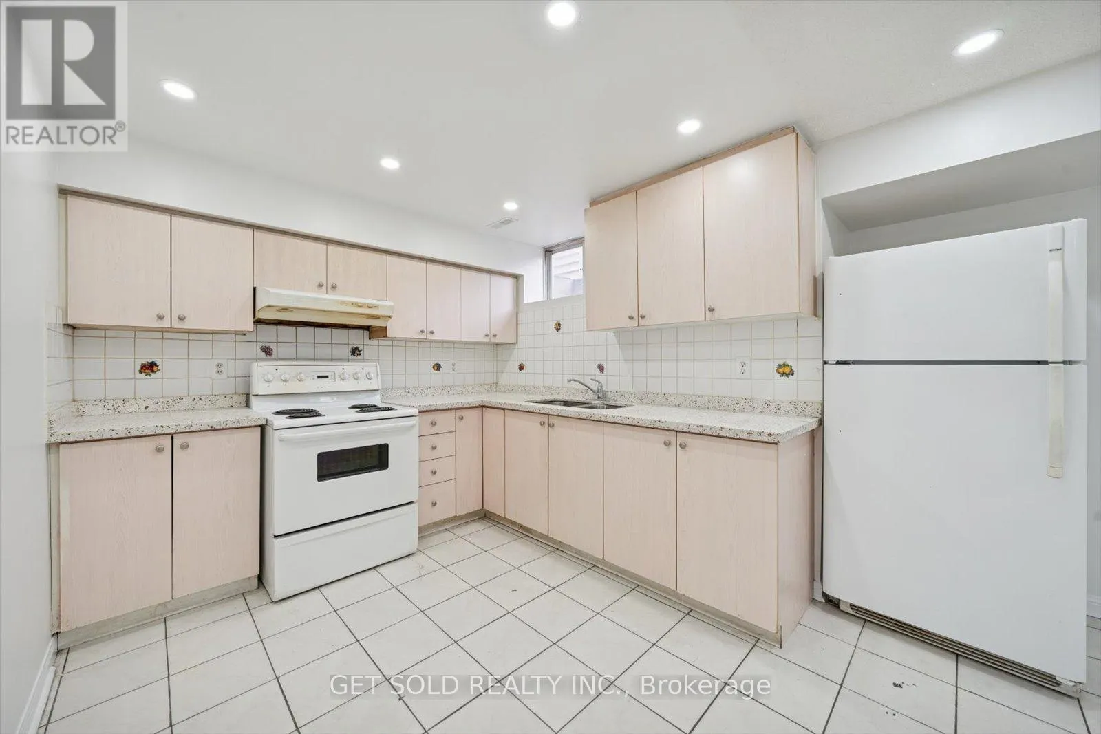 36 FIELD THISTLE DRIVE