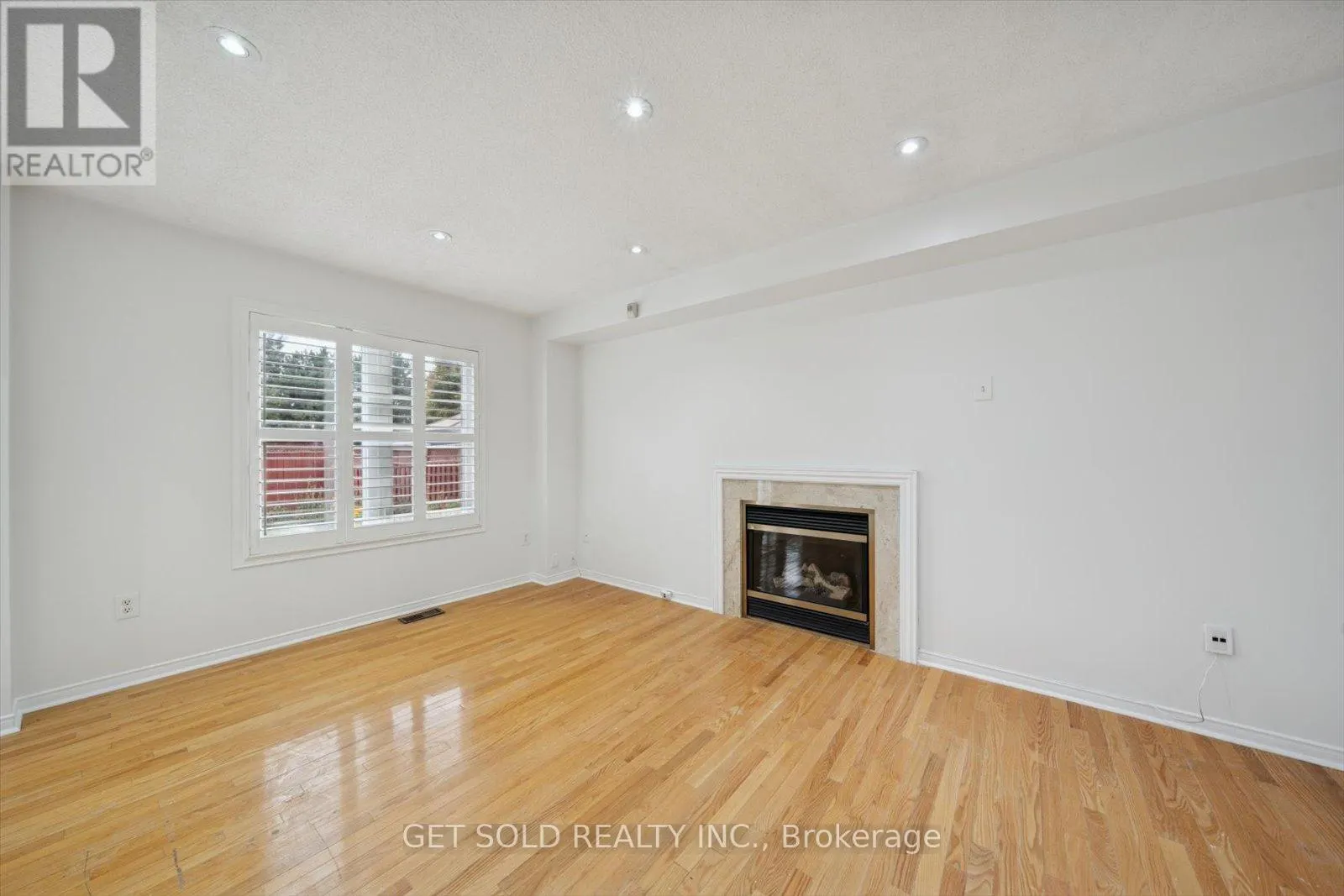 36 FIELD THISTLE DRIVE