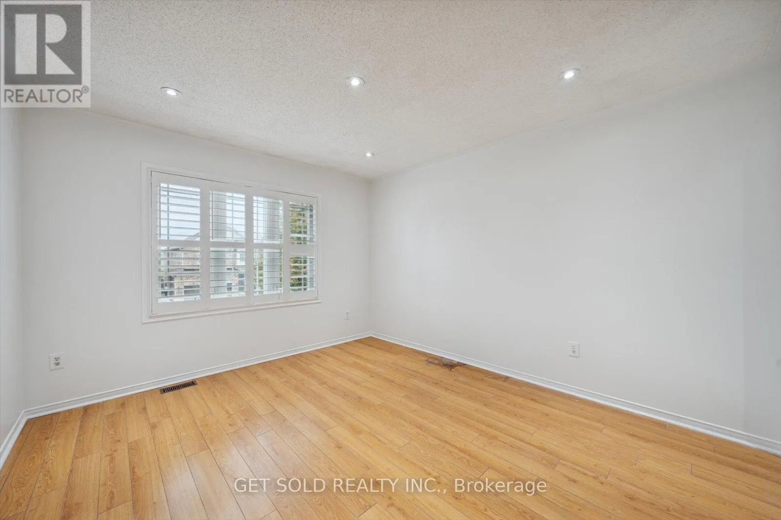 36 FIELD THISTLE DRIVE