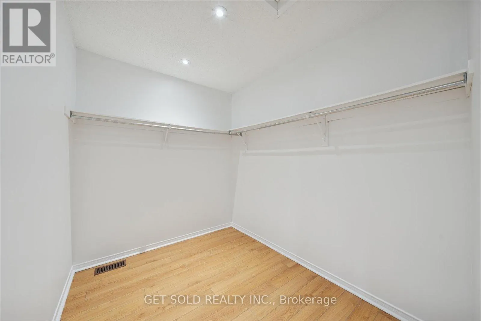 36 FIELD THISTLE DRIVE