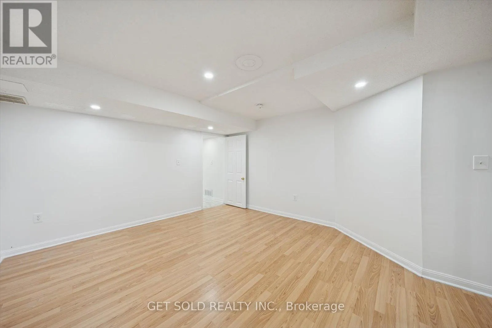 36 FIELD THISTLE DRIVE