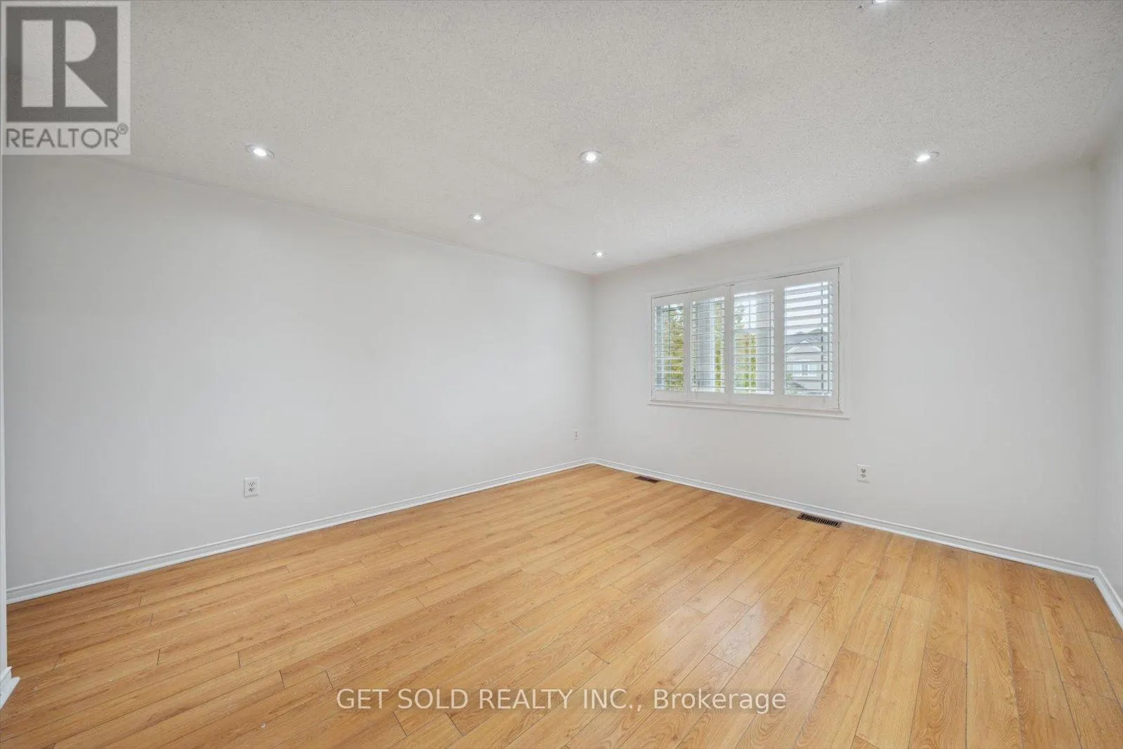 36 FIELD THISTLE DRIVE