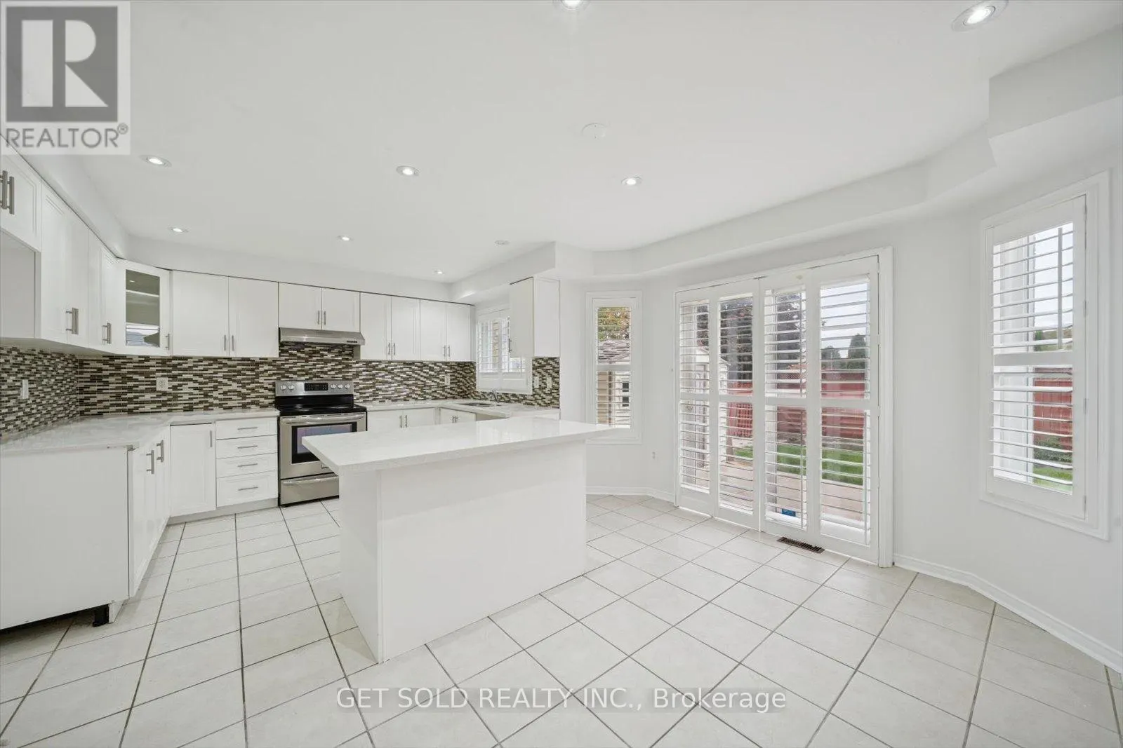 36 FIELD THISTLE DRIVE