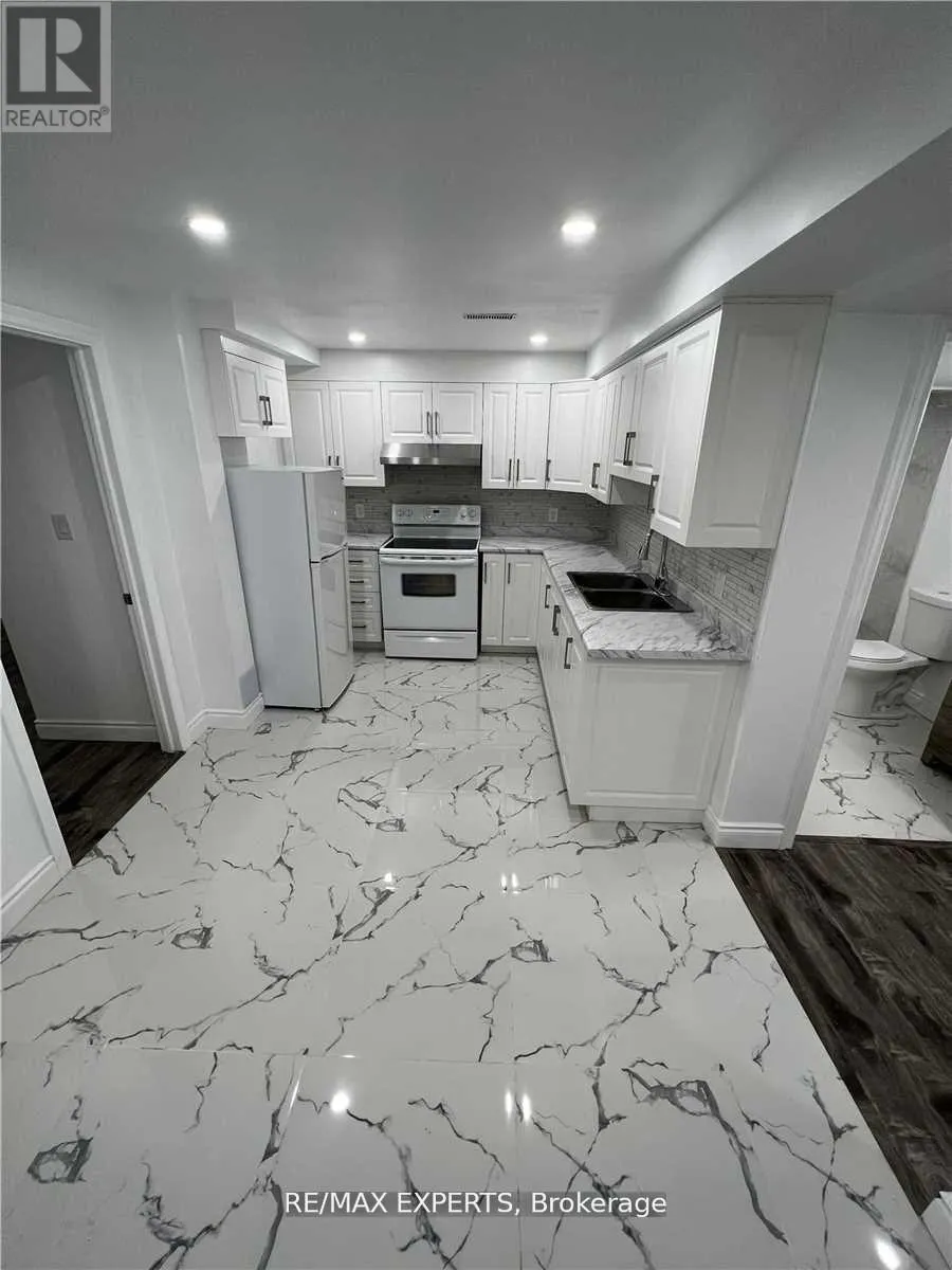 BSMT - 43 JINGLE CRESCENT