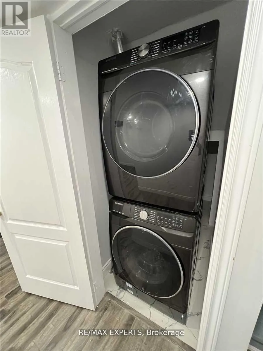 BSMT - 43 JINGLE CRESCENT