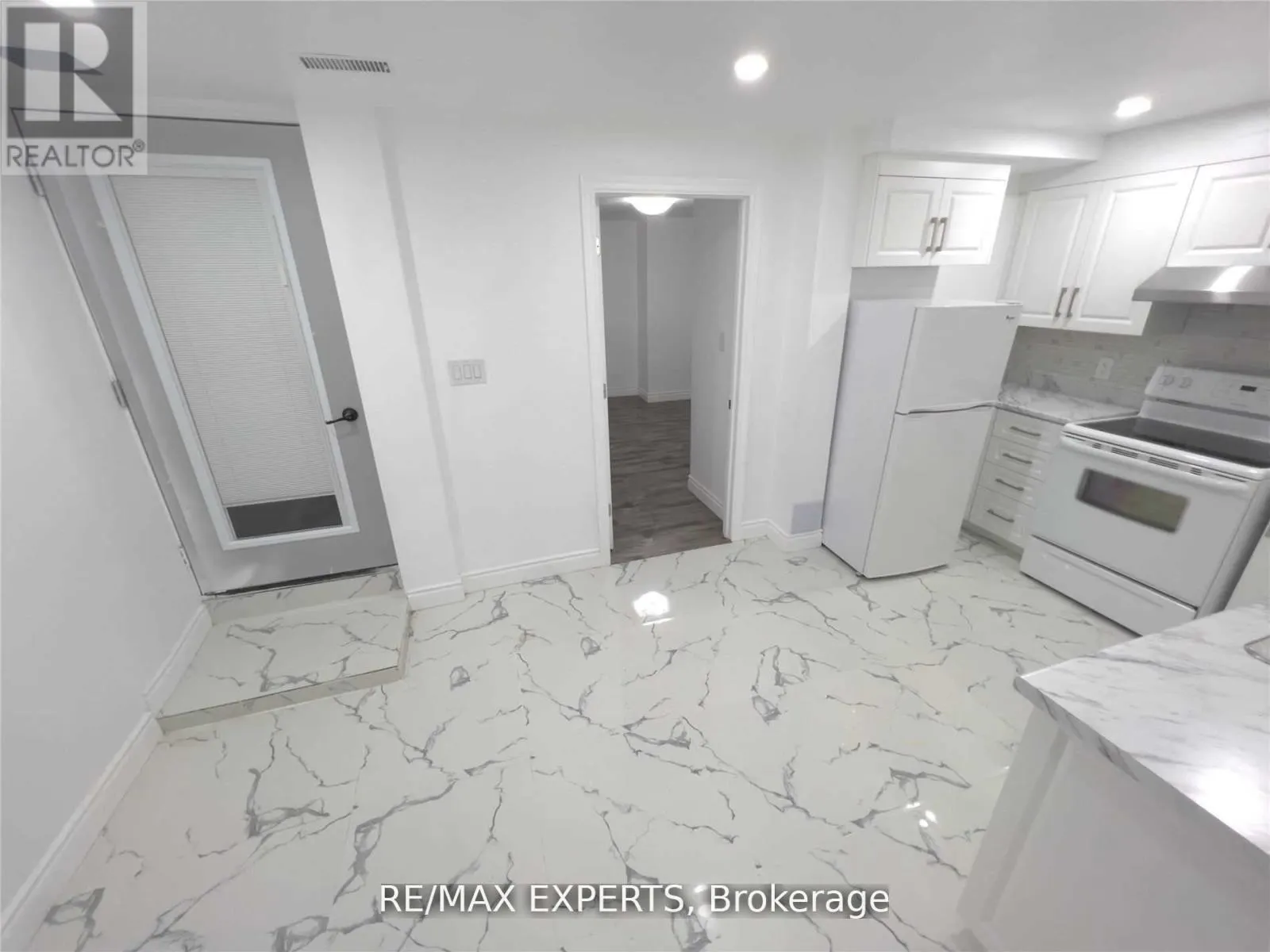 BSMT - 43 JINGLE CRESCENT