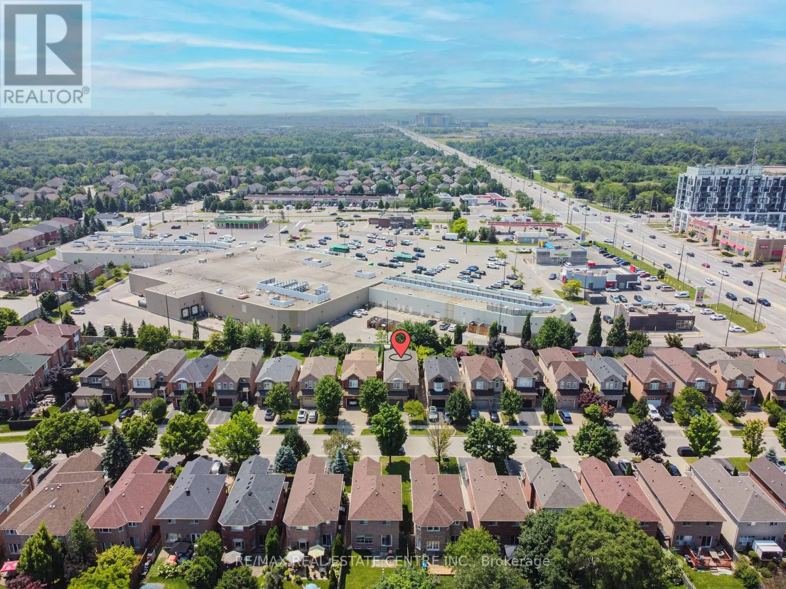 2498 LONGRIDGE CRESCENT