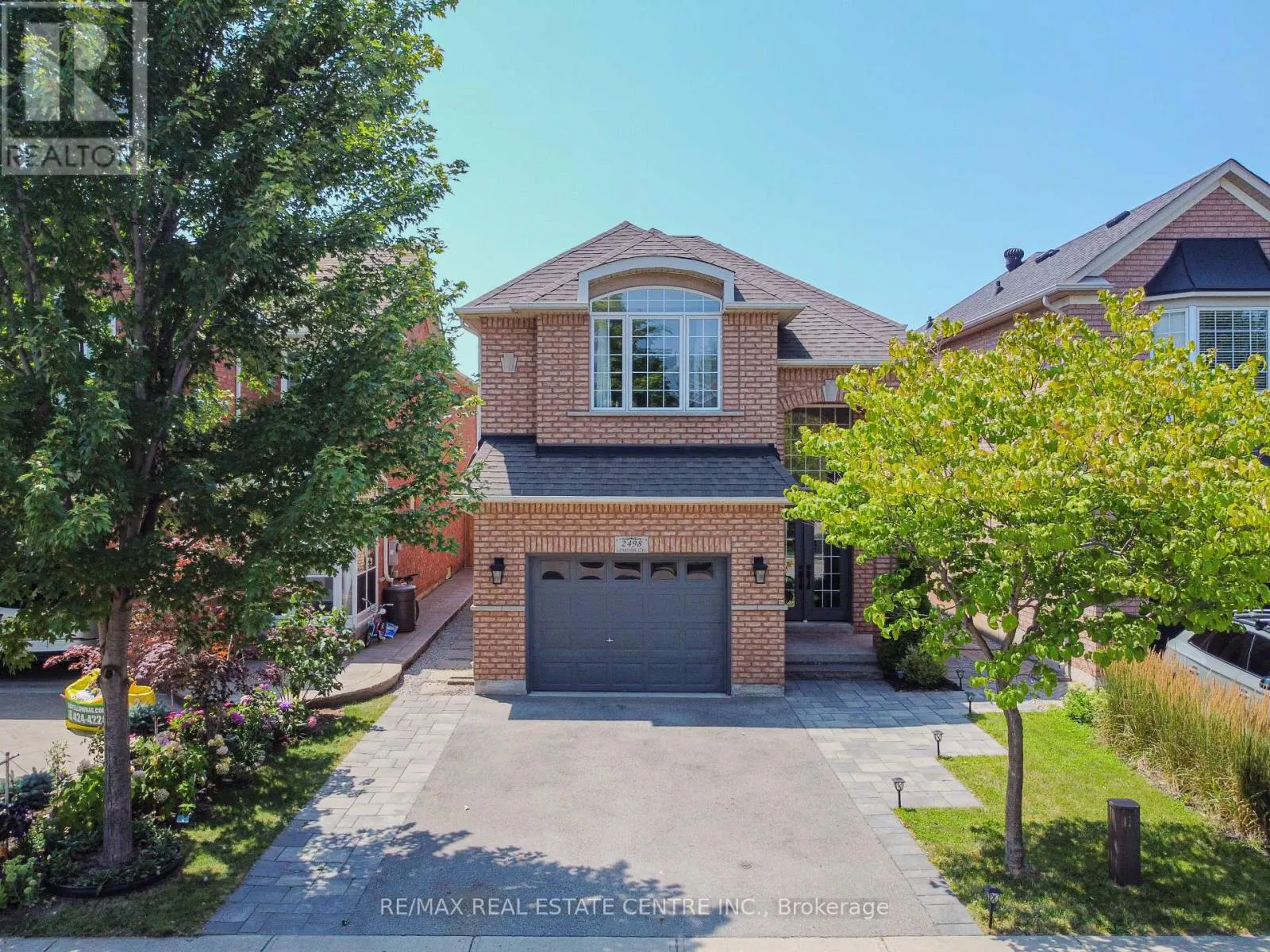 2498 LONGRIDGE CRESCENT