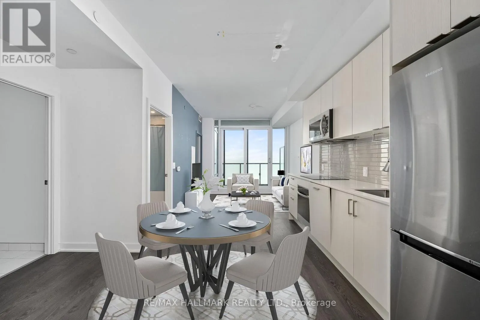 3807 - 1928 LAKESHORE BOULEVARD W