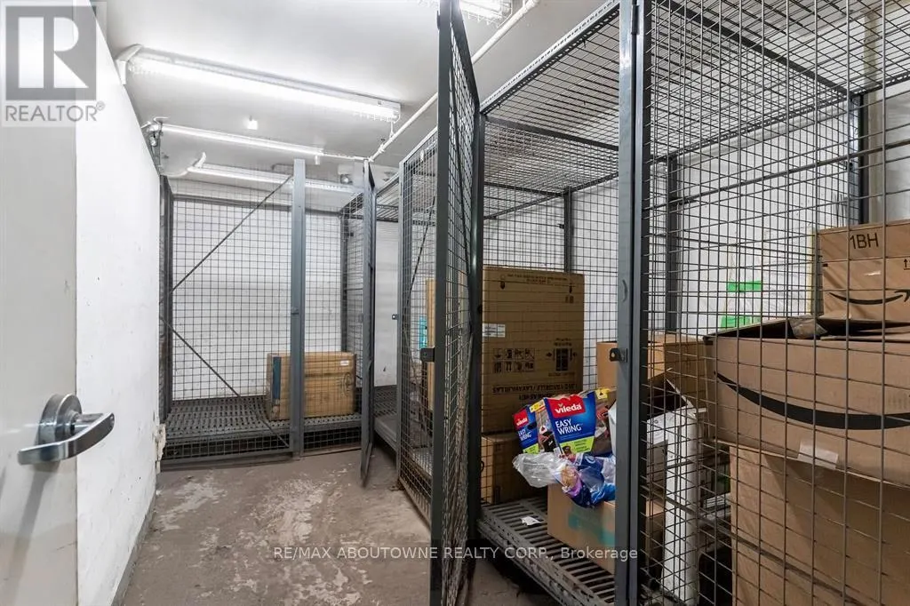 401 - 310 BURNHAMTHORPE ROAD W