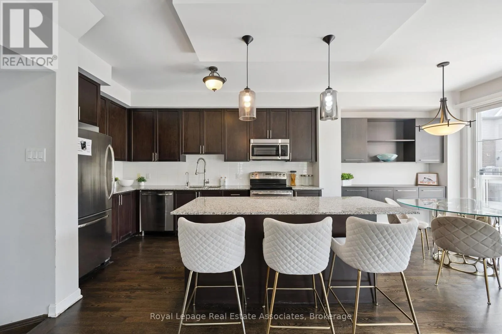 71 - 165 HAMPSHIRE WAY