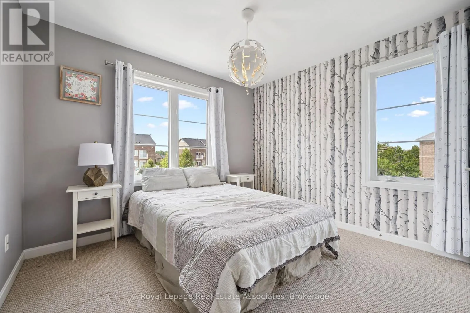 71 - 165 HAMPSHIRE WAY