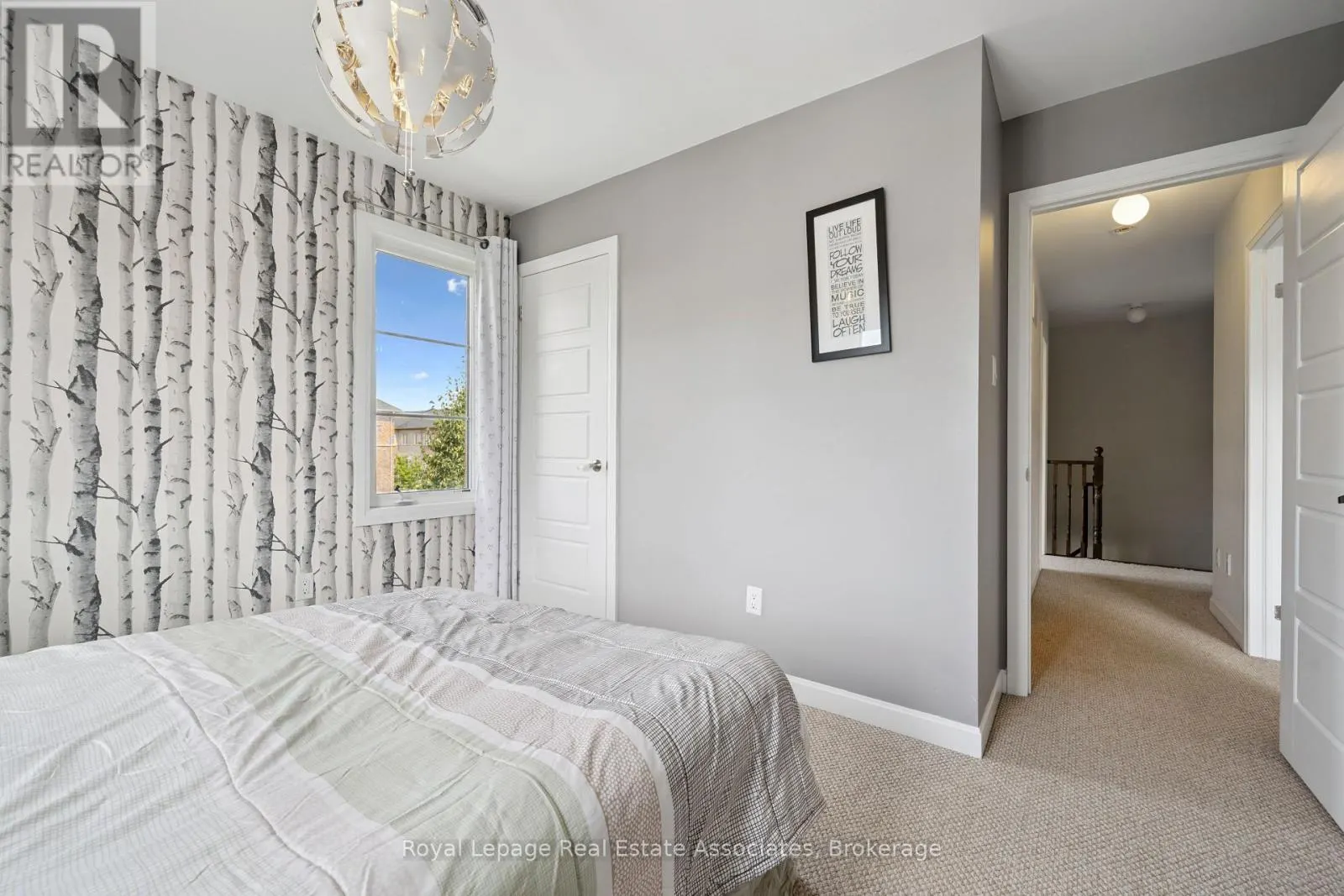 71 - 165 HAMPSHIRE WAY