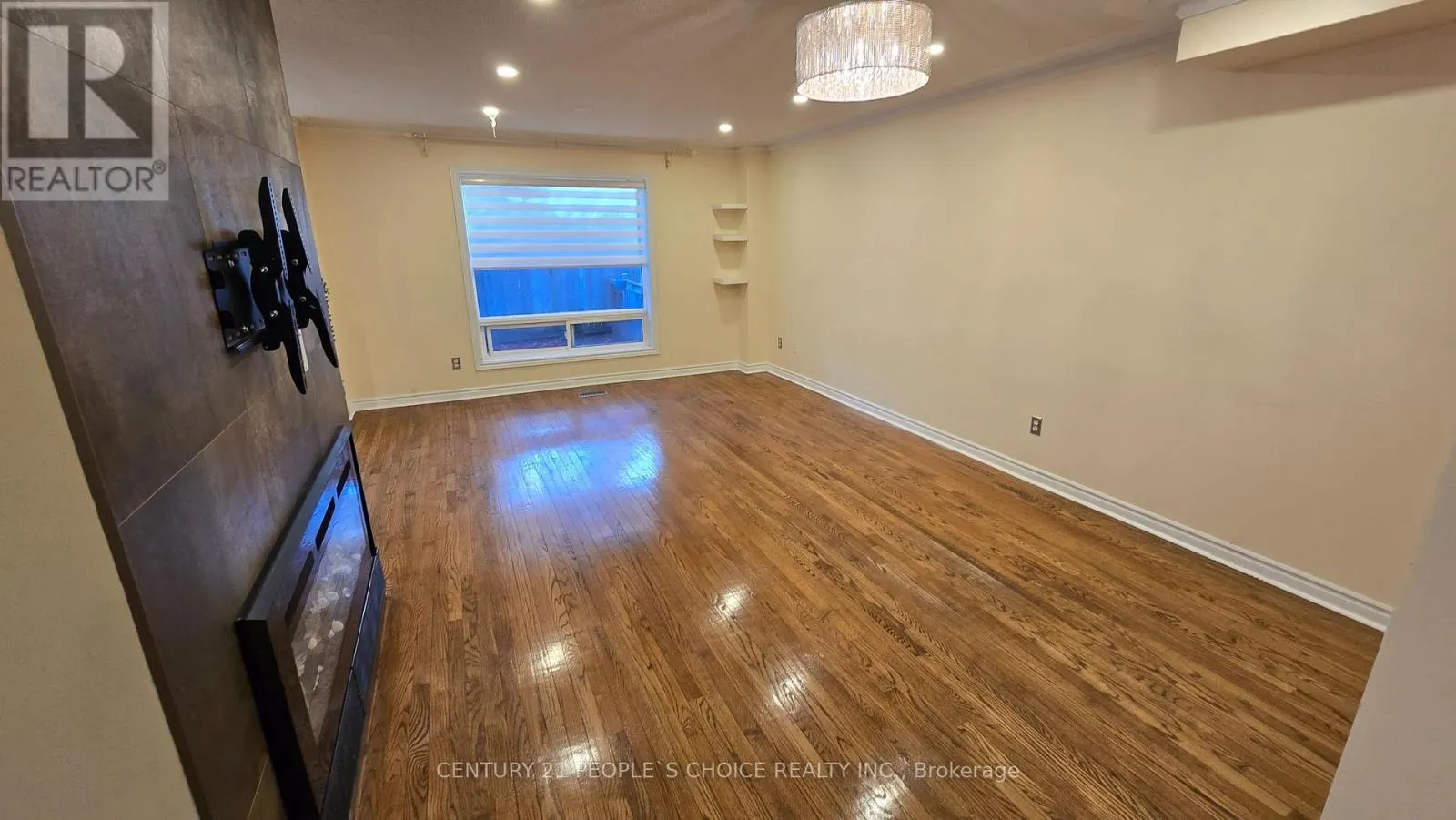 79 - 5223 FAIRFORD CRESCENT