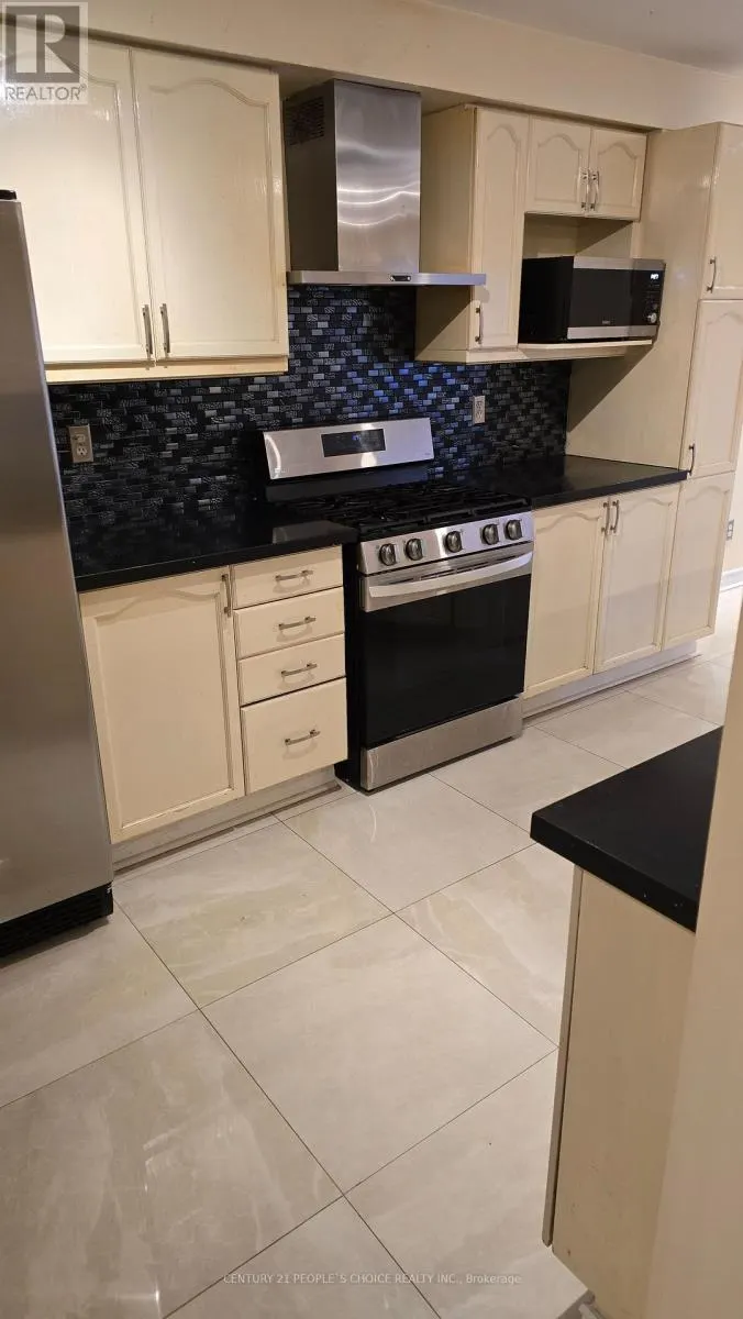 79 - 5223 FAIRFORD CRESCENT