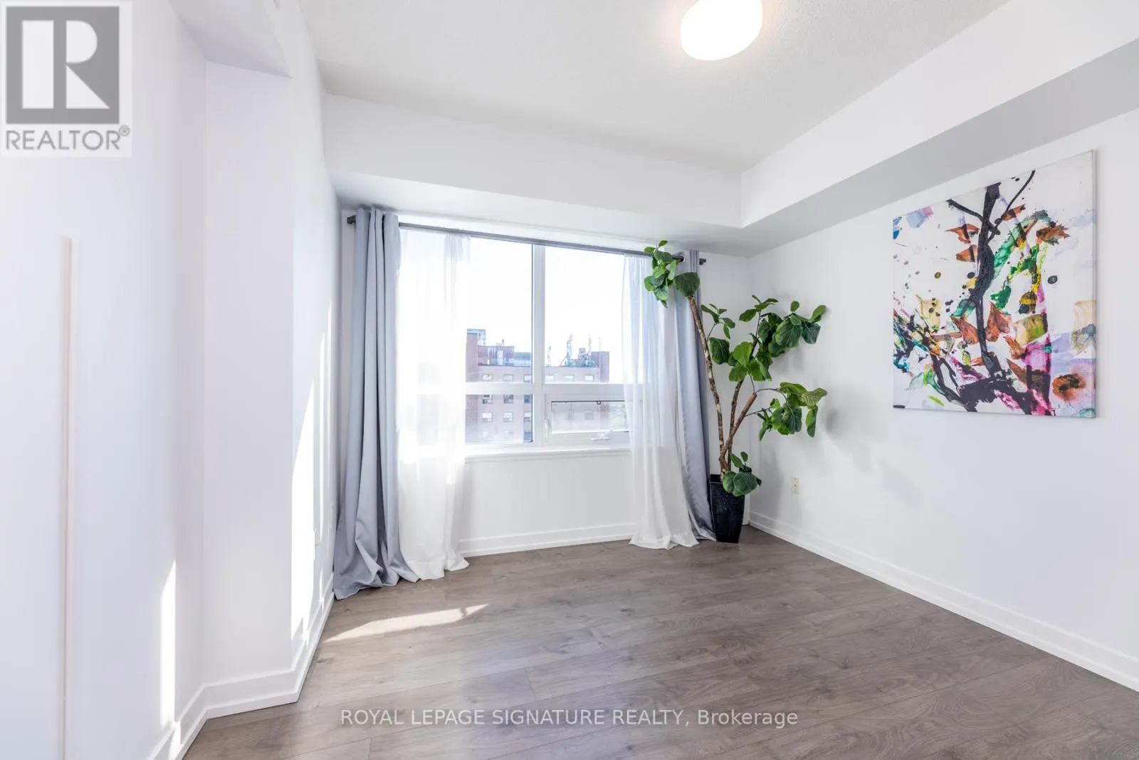 2201 - 1410 DUPONT STREET