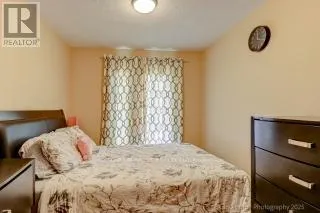 8 - 37 FOUR WINDS DRIVE