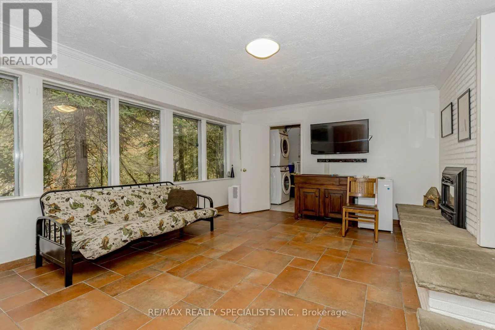 757 MEADOW WOOD ROAD