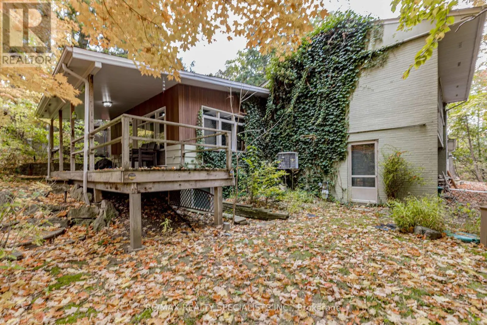 757 MEADOW WOOD ROAD