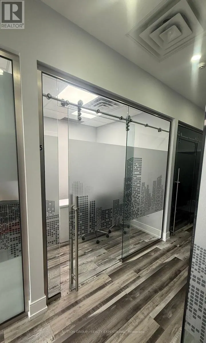 205 - ROOM 5 - 9300 GOREWAY DRIVE