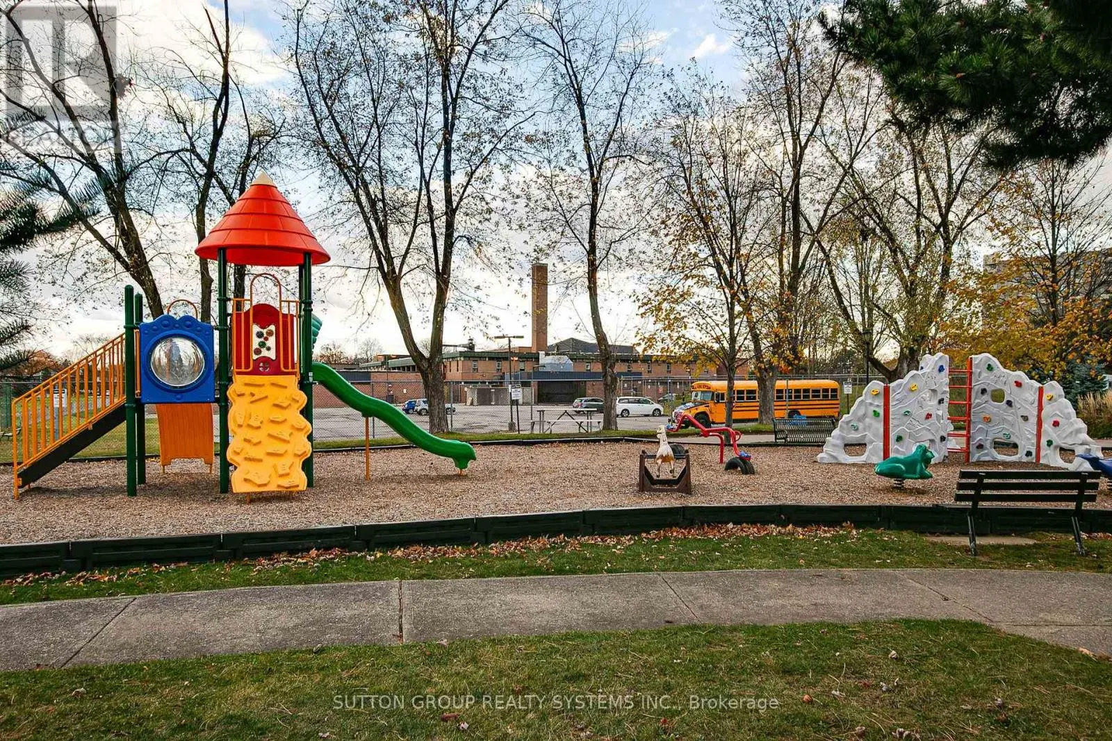 2107 - 820 BURNHAMTHORPE ROAD