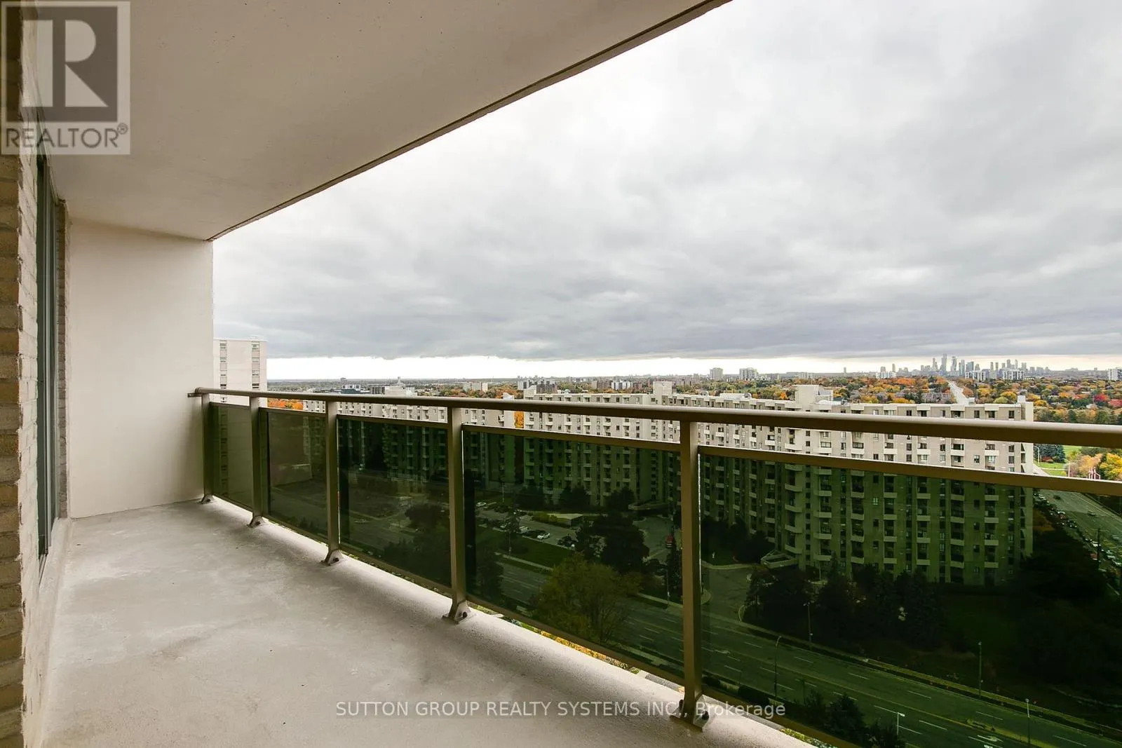 2107 - 820 BURNHAMTHORPE ROAD