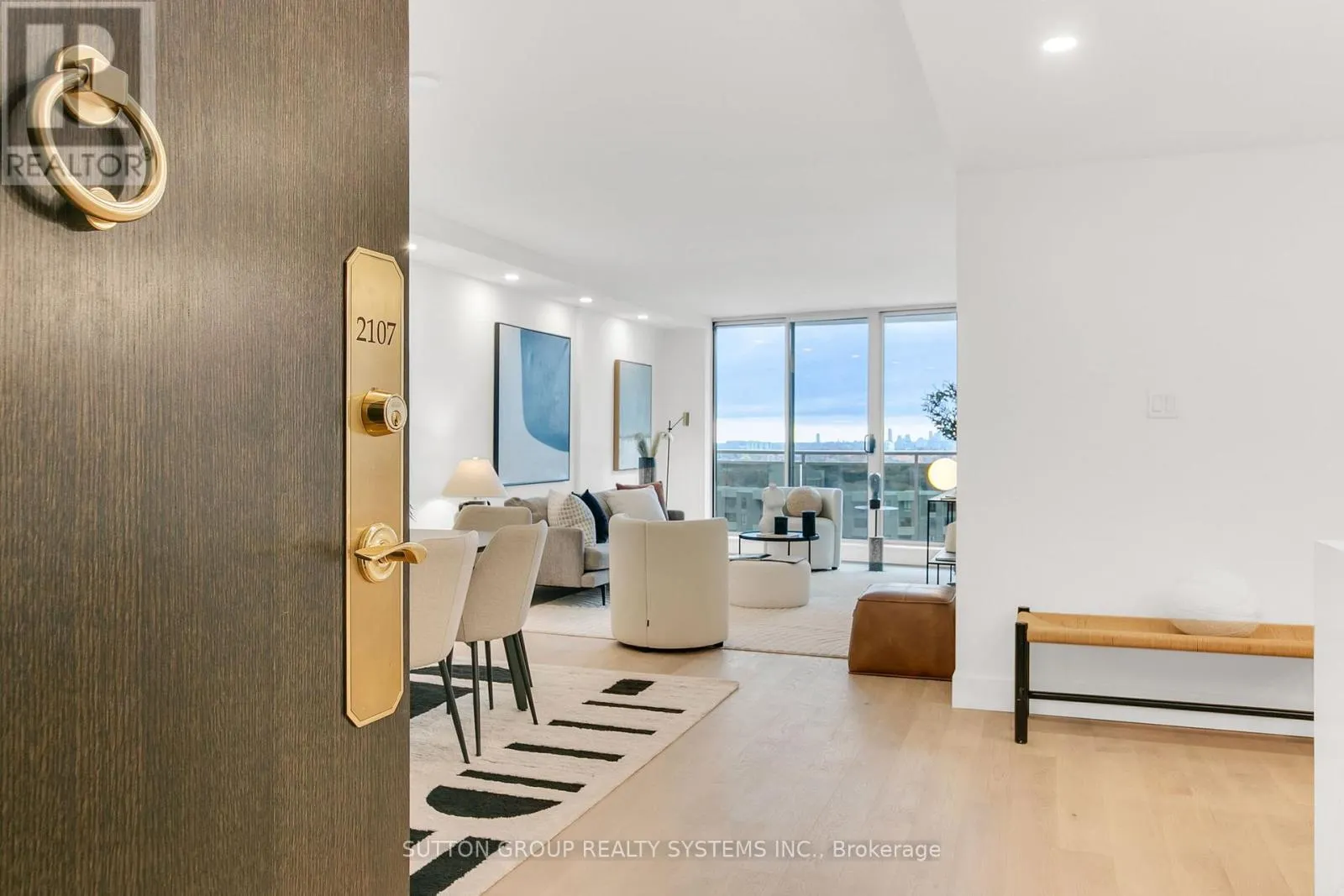 2107 - 820 BURNHAMTHORPE ROAD