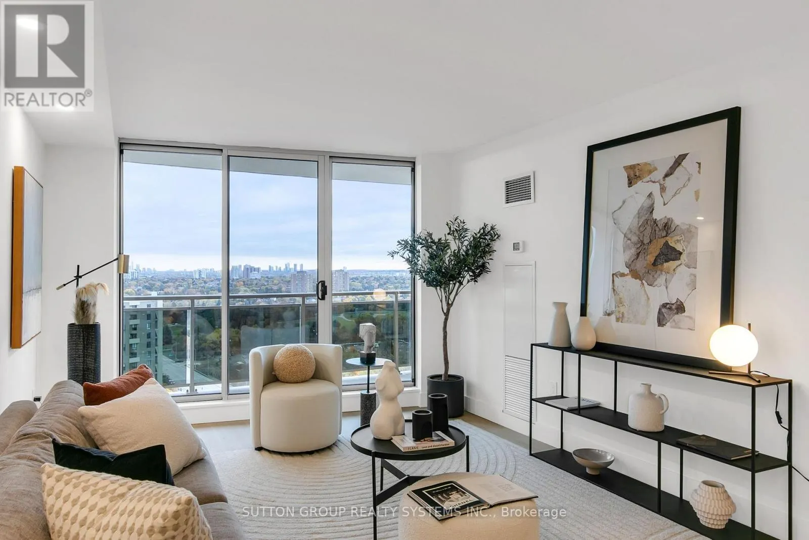 2107 - 820 BURNHAMTHORPE ROAD