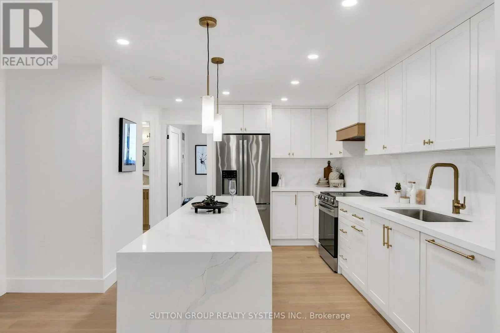 2107 - 820 BURNHAMTHORPE ROAD