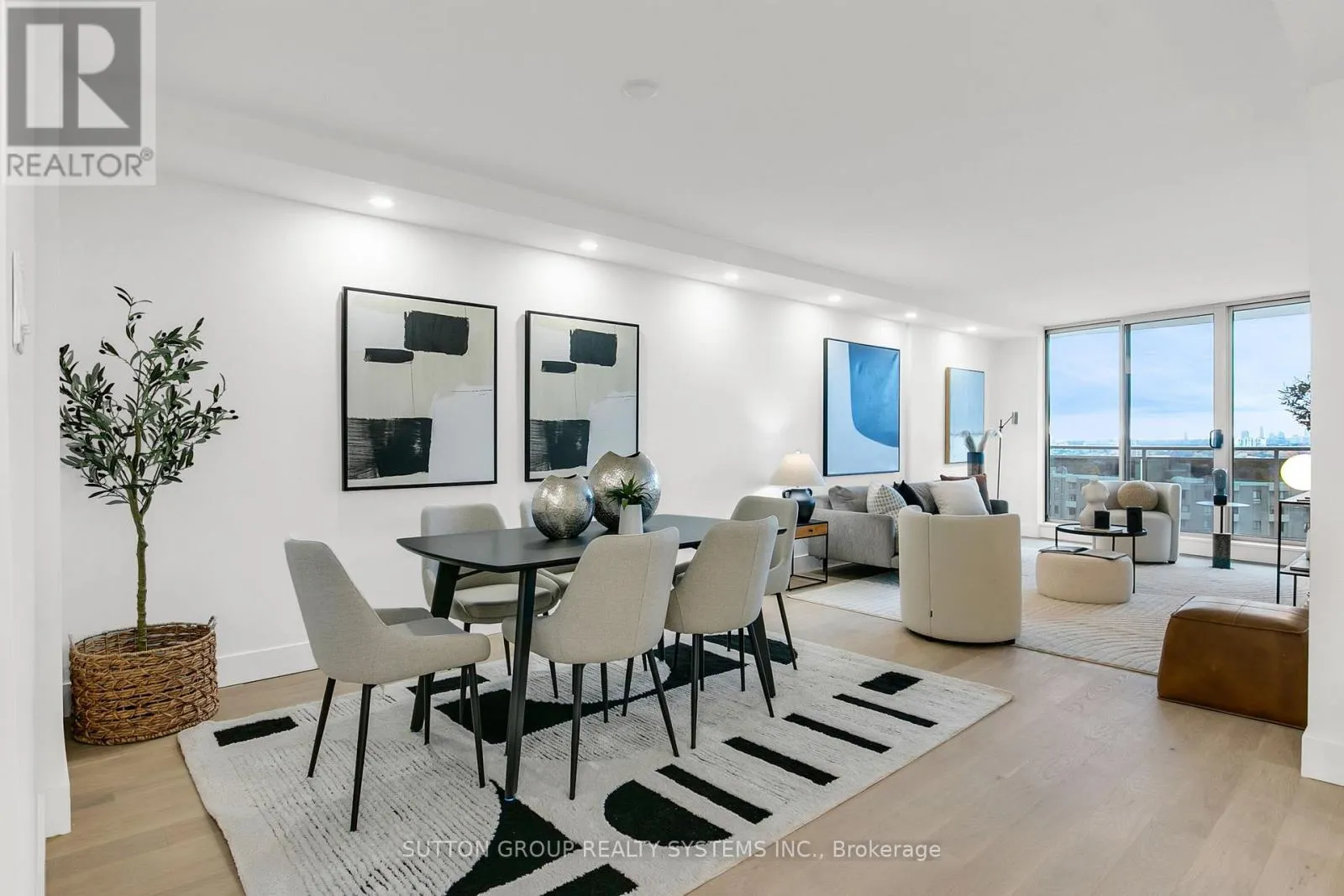 2107 - 820 BURNHAMTHORPE ROAD