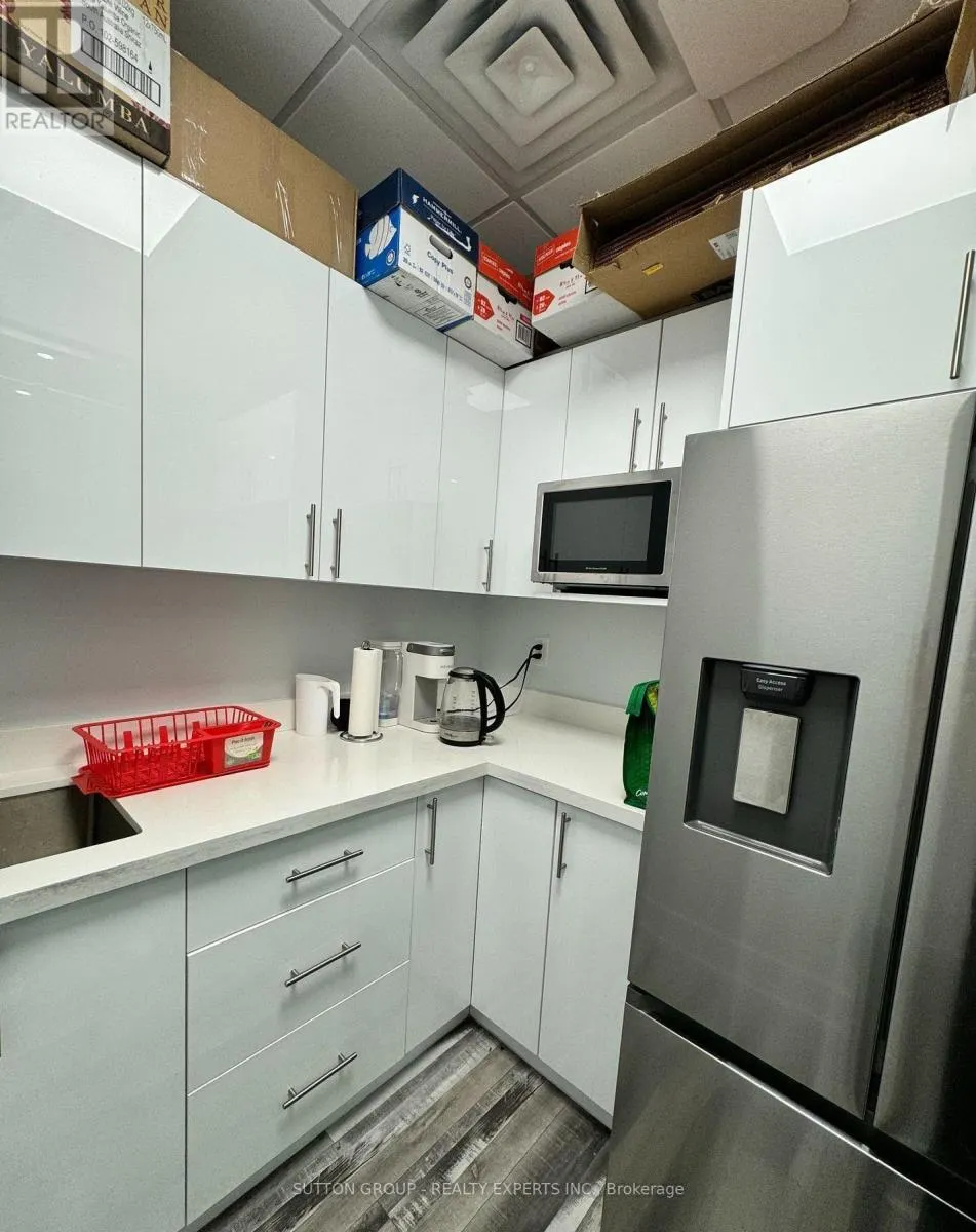 205 - ROOM 7 - 9300 GOREWAY DRIVE