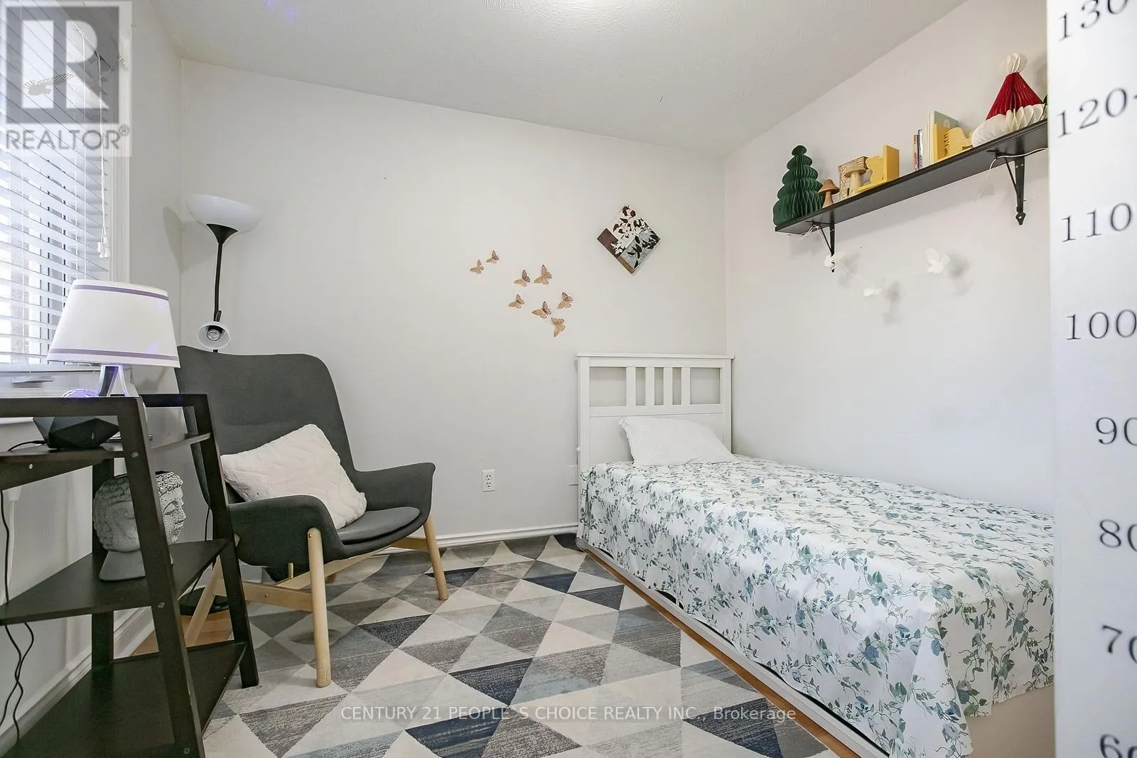 UPPER - 75 LETTY AVENUE