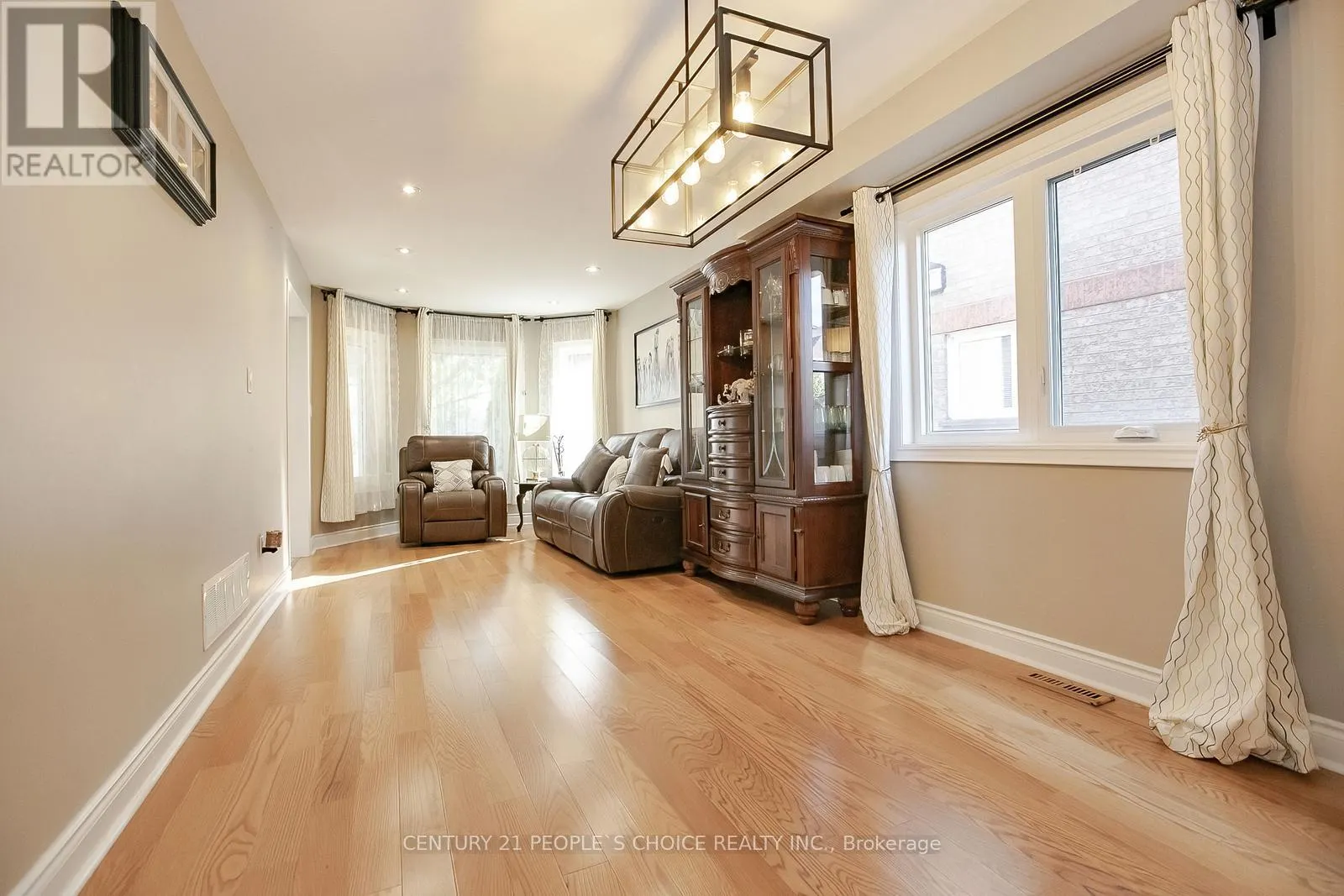 UPPER - 75 LETTY AVENUE