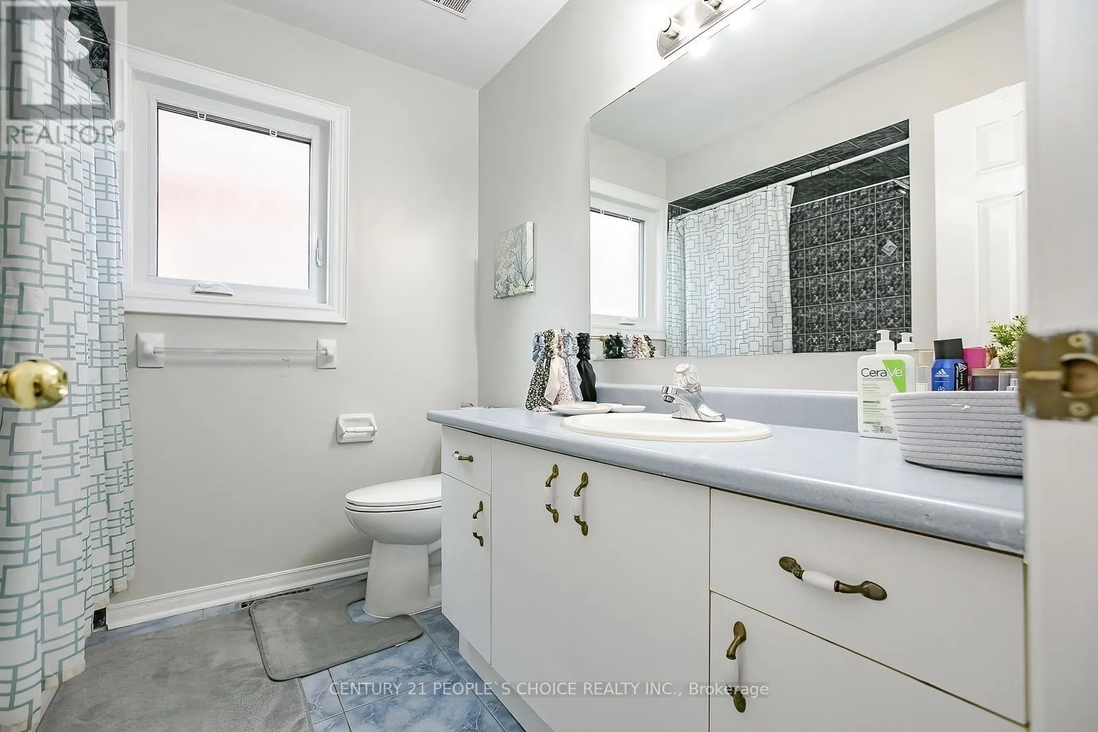 UPPER - 75 LETTY AVENUE