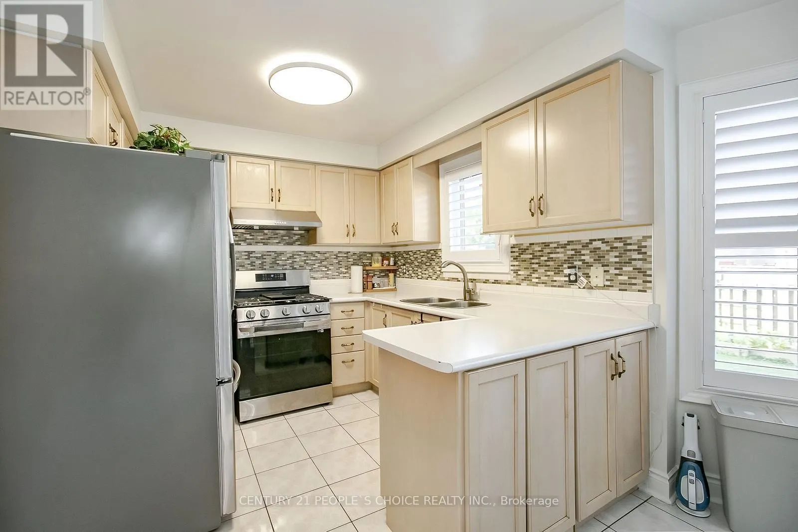 UPPER - 75 LETTY AVENUE