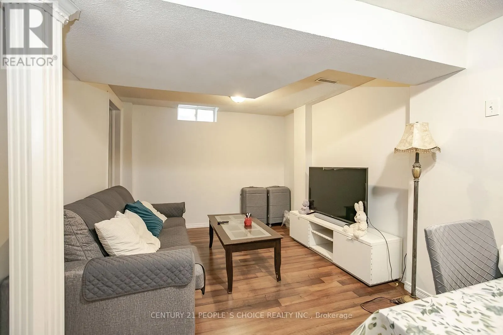 UPPER - 75 LETTY AVENUE