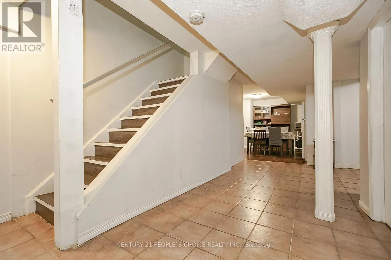 UPPER - 75 LETTY AVENUE