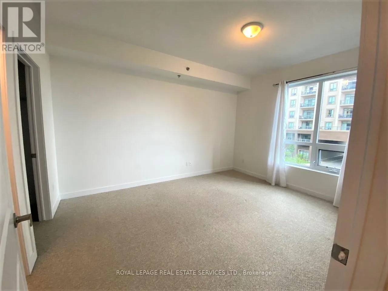 303 - 2490 OLD BRONTE ROAD