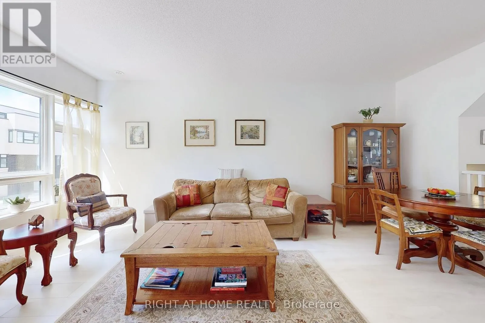 85 - 1121 COOKE BOULEVARD