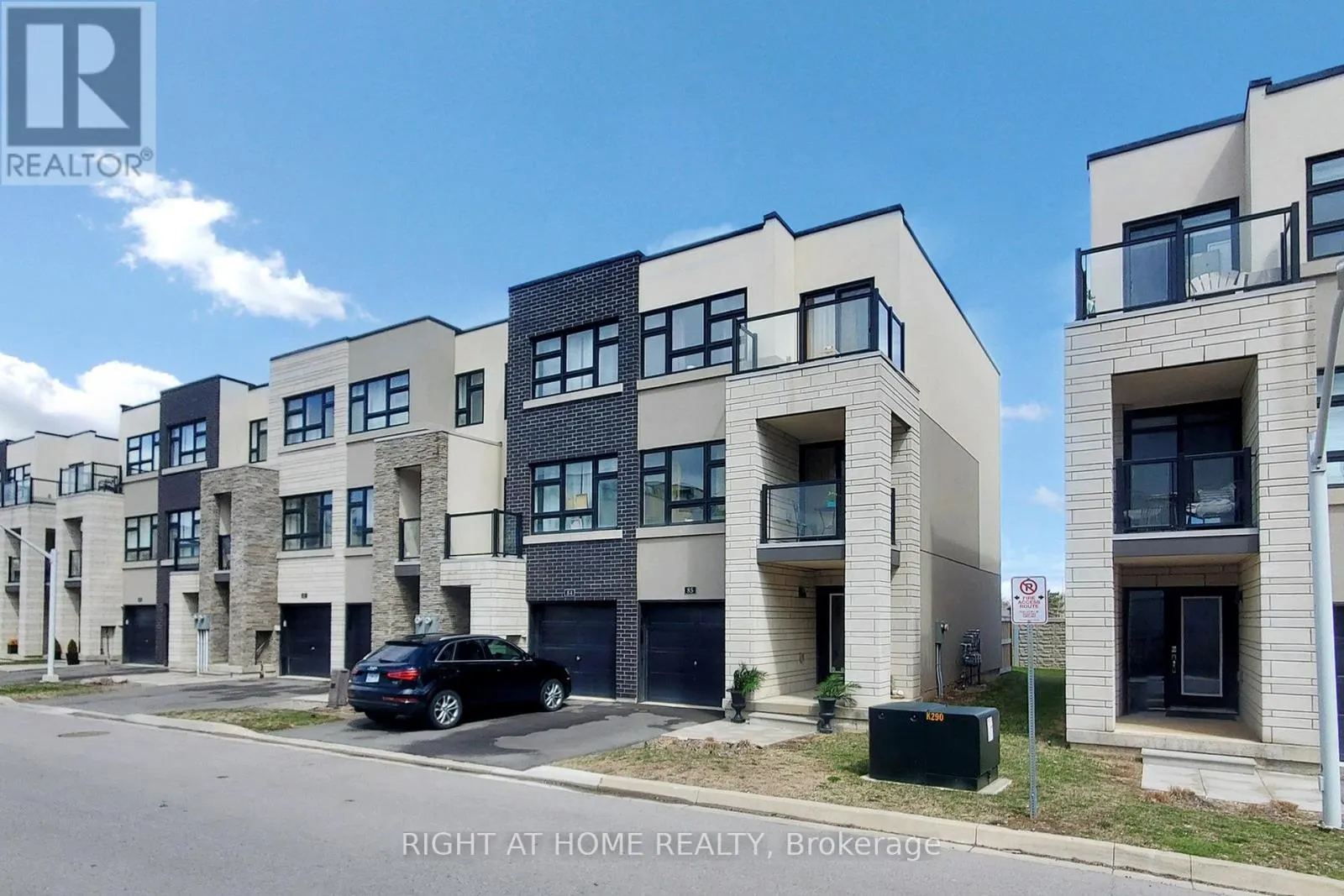 85 - 1121 COOKE BOULEVARD