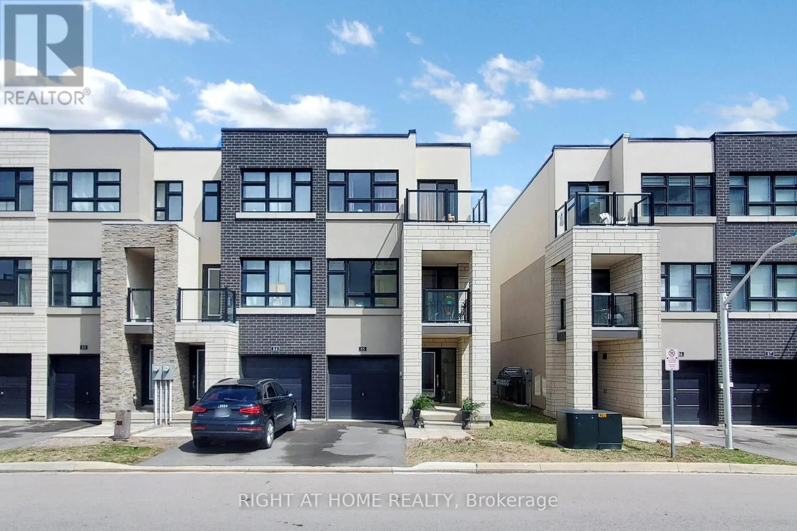 85 - 1121 COOKE BOULEVARD