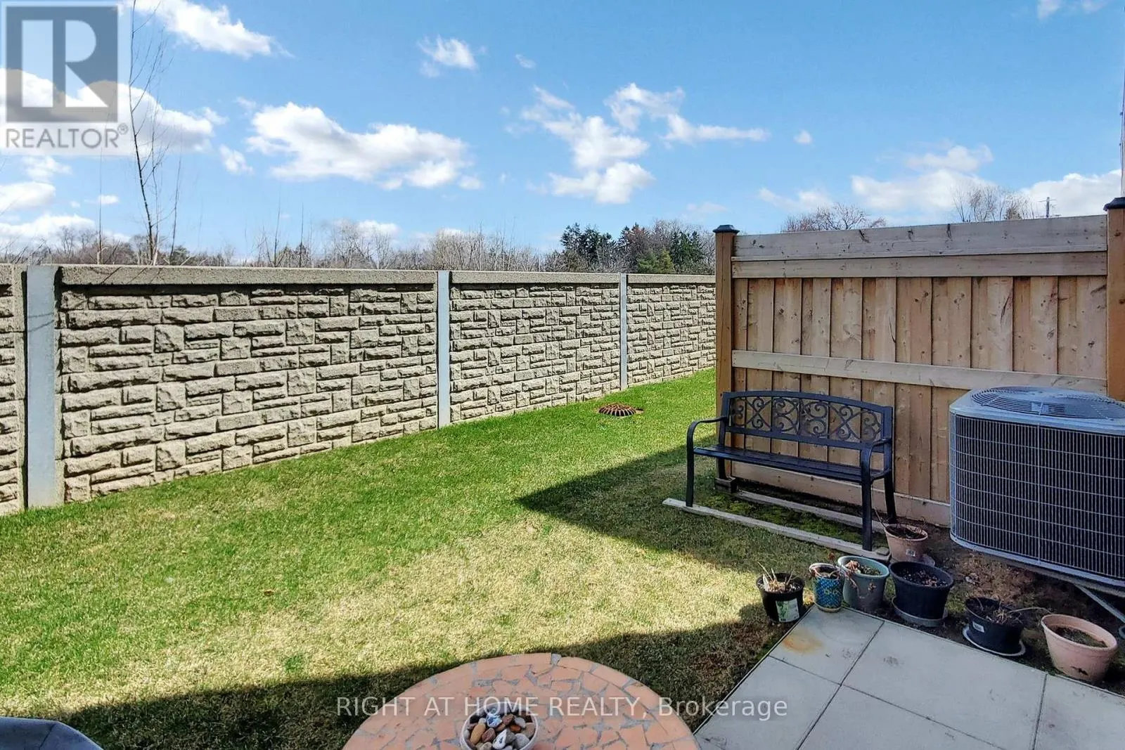 85 - 1121 COOKE BOULEVARD