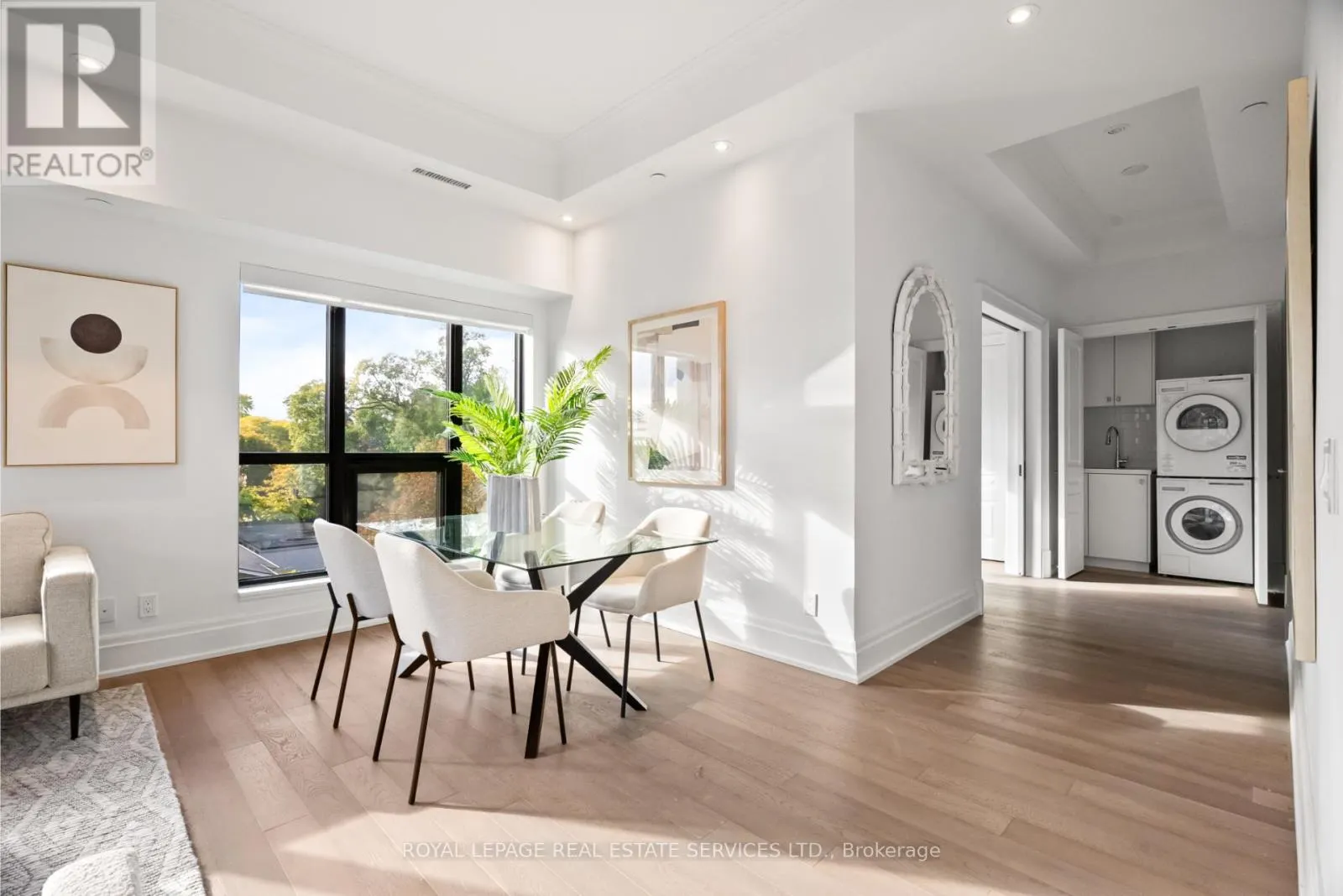 504 - 4 THE KINGSWAY